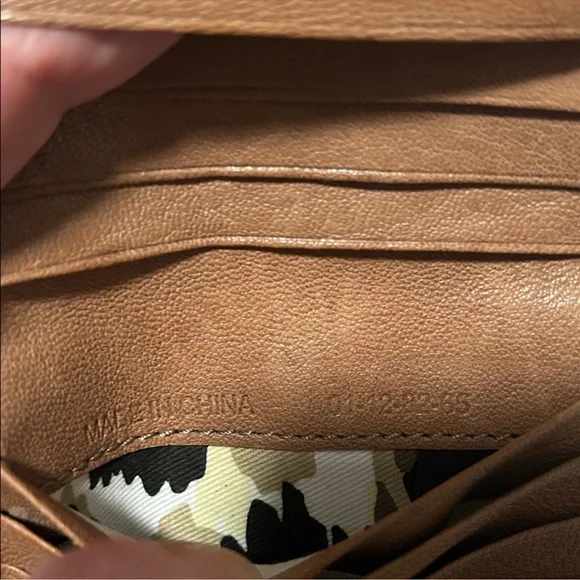 See By Chloe Tan Leather Card Holder - Picture 12 of 12